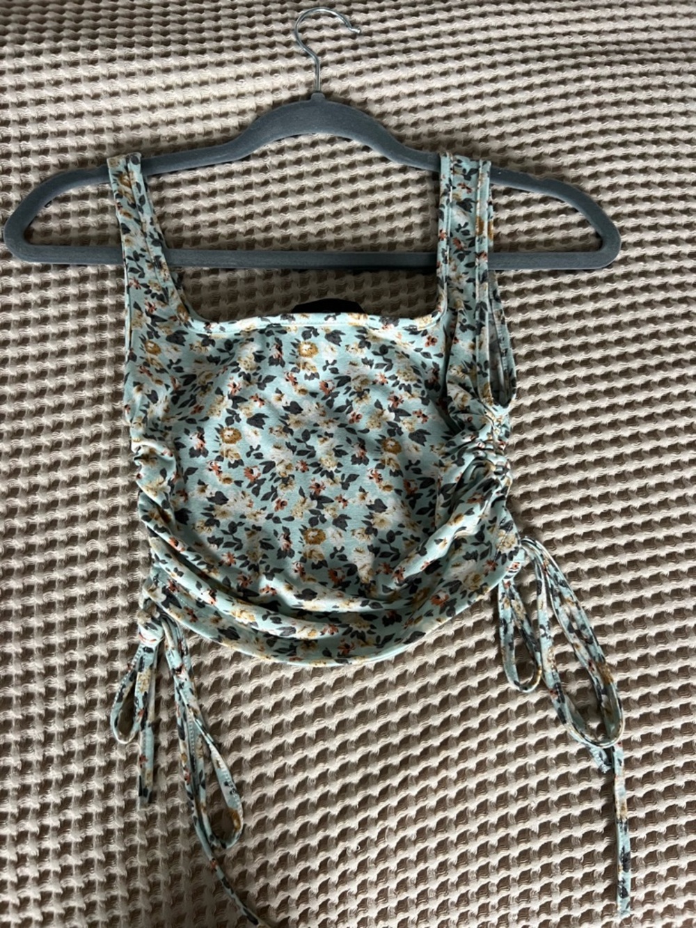 SHEIN Light Blue Floral Ruched Square Neck Crop Top
